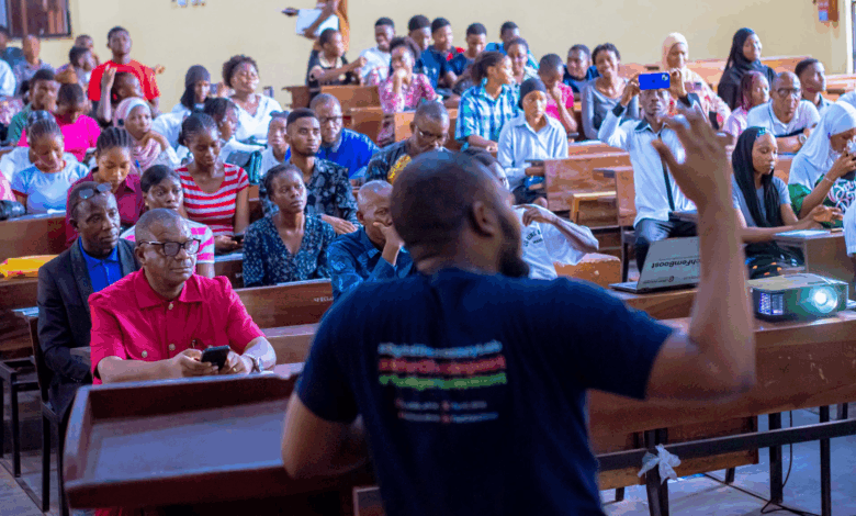 A speaker and Audience at the Lagos Youths. Journalists and Civic actors on AI for transparency and accountability workshop